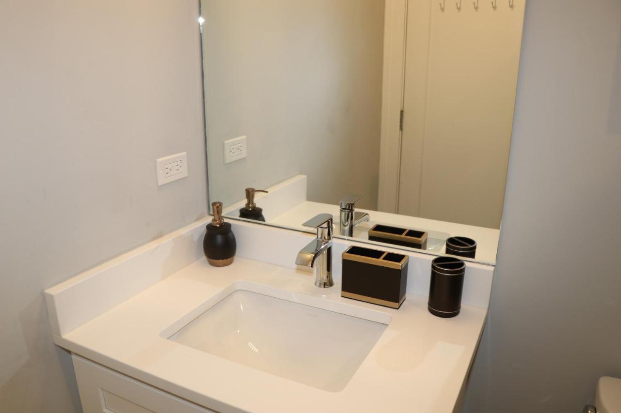Appartement Chicago Exquisite Haven 2Bed 2Bath Near Downtown And United Center Extérieur photo